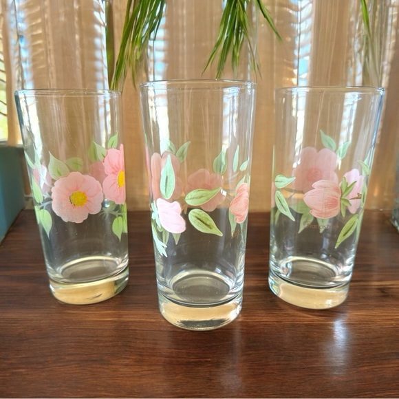 VINTAGE Franciscan Pink Flower Highball Glasses - Set of 3 - Picture 4 of 15